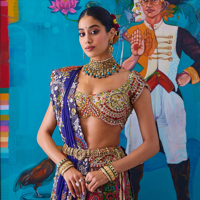 Janhvi Kapoor Slays Anamika Khanna Lehenga at Anant Ambani's Mehendi