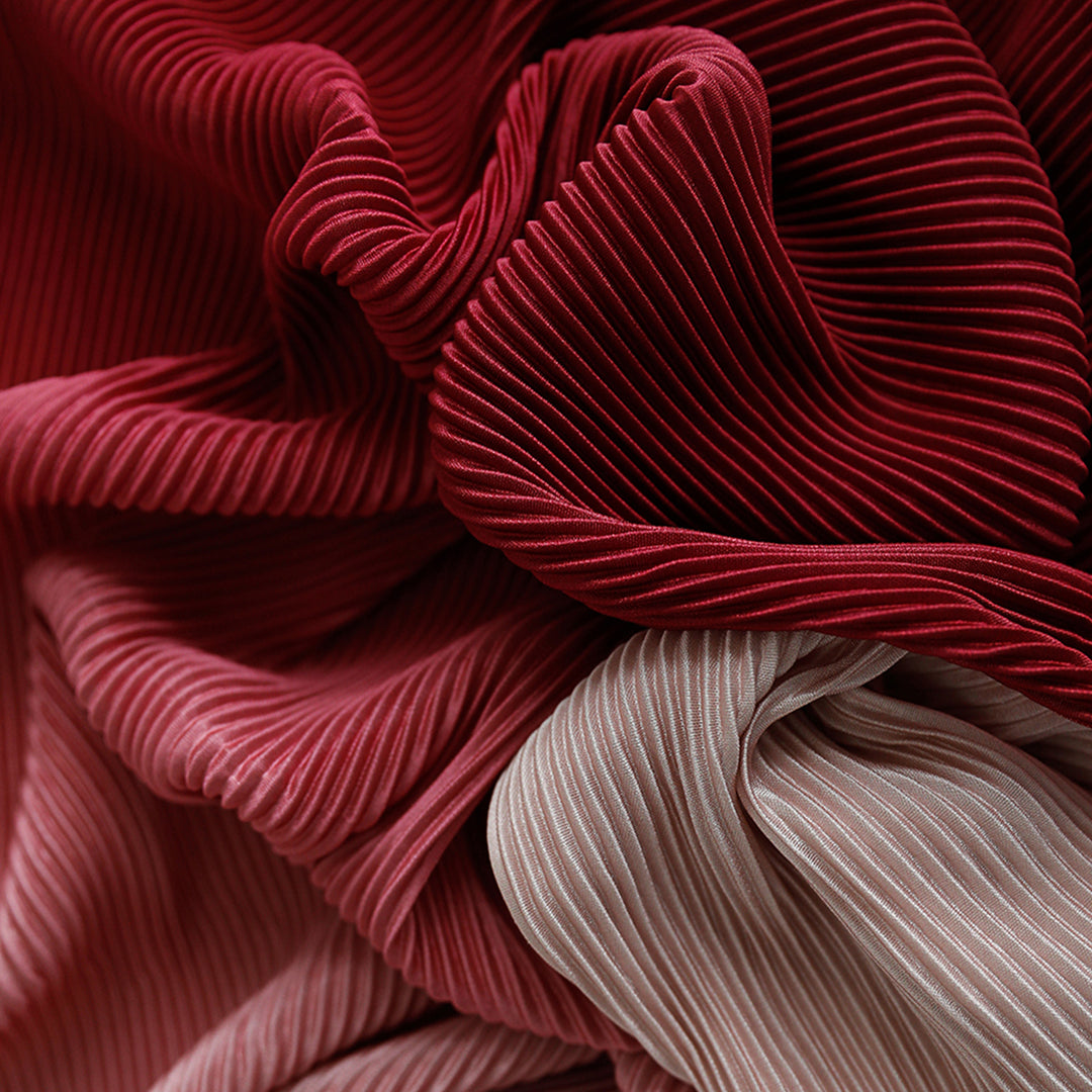 A Vivid Expression of Cheerful Weaves With The Ela CR7 Knitted Fabric